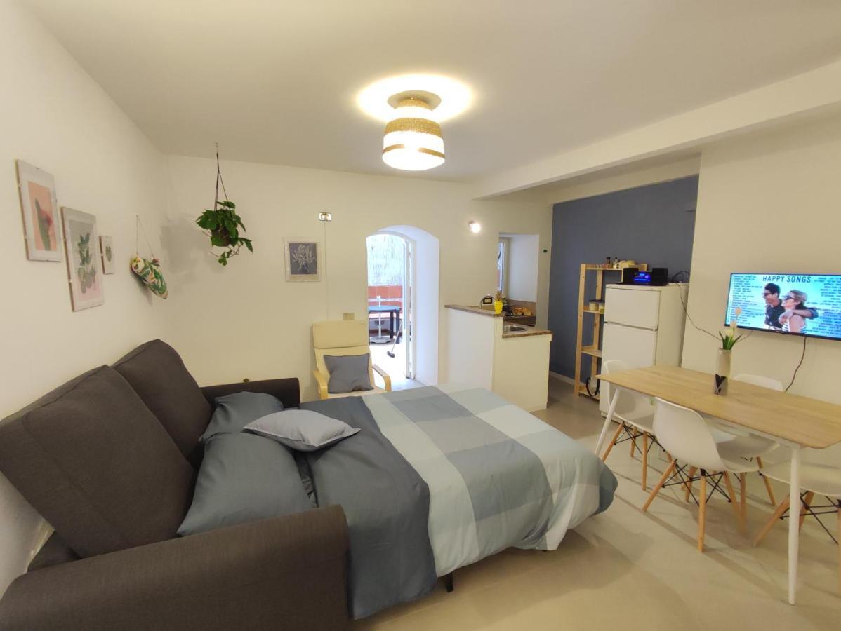 Loft Con Cortiletto - 100 Meters From The Beach Appartamento Cefalù Esterno foto