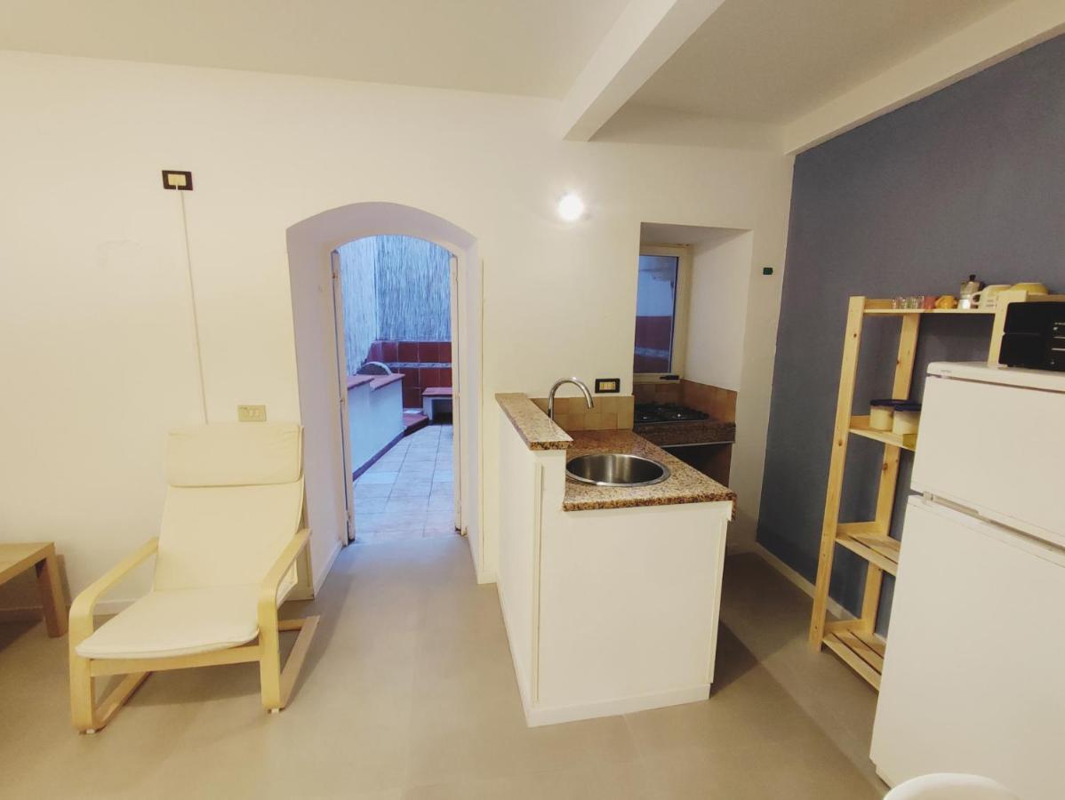 Loft Con Cortiletto - 100 Meters From The Beach Appartamento Cefalù Esterno foto